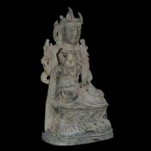 Guanyin en bronze  patine de fouilles